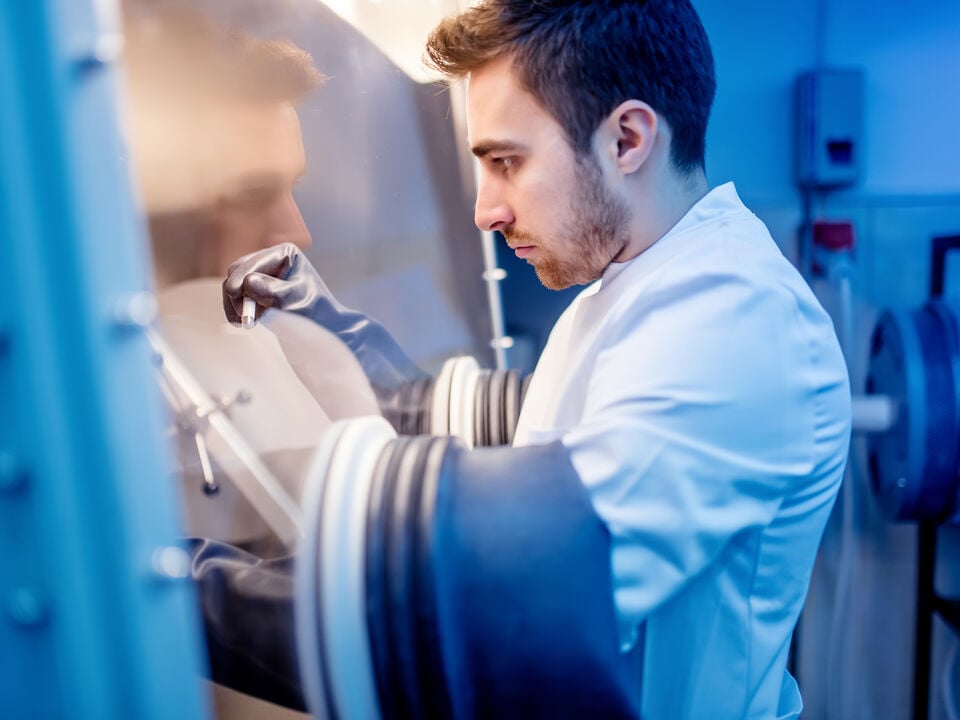 Scientist working in a laboratory.