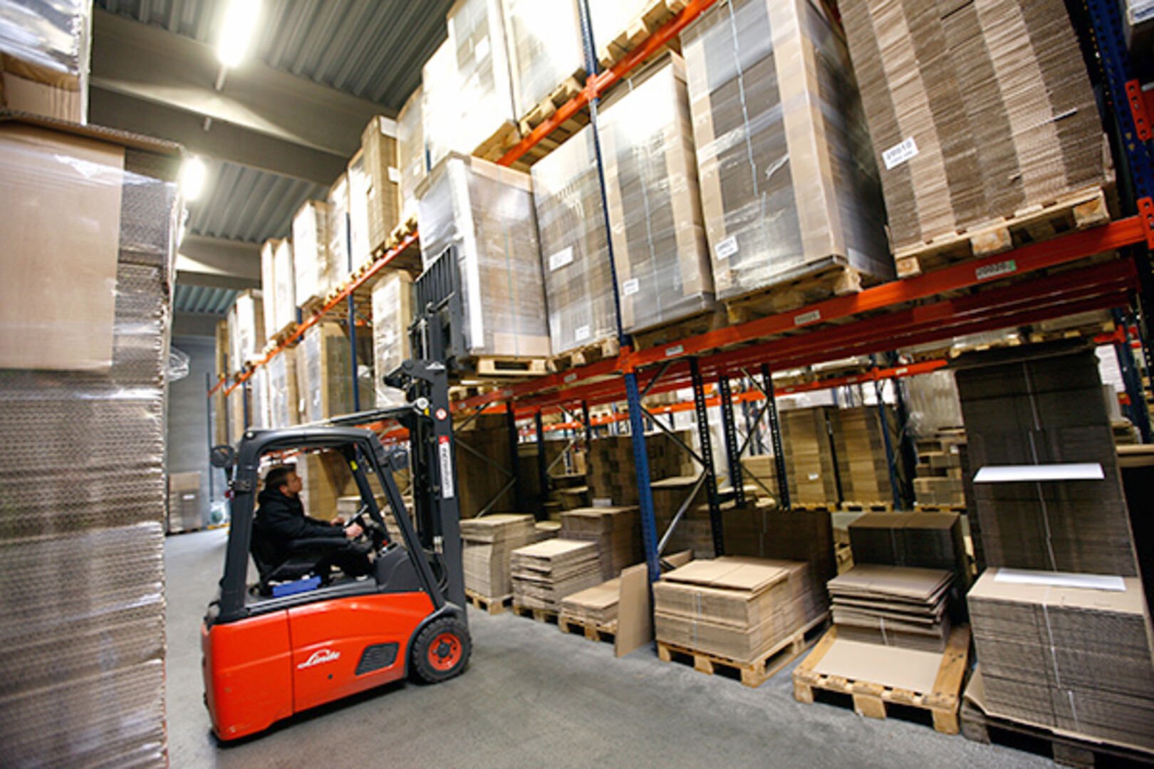Warehouse image for the MC Emballage case study. Provided by MC Emballage